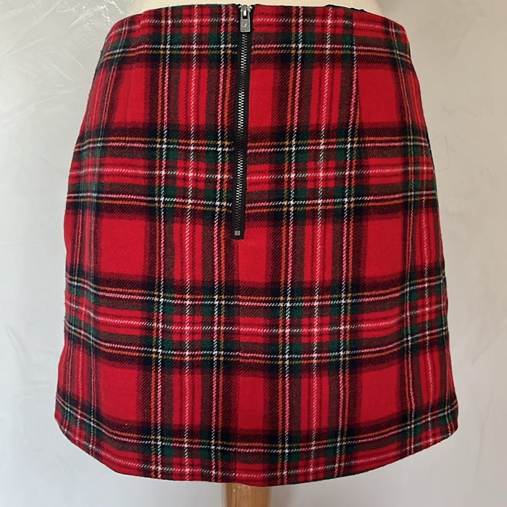 Holister red & multi color plaid faux wrap mini skirt back zipper size Large - Picture 5 of 9
